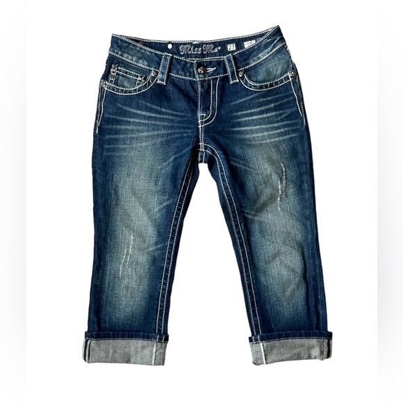 Miss Me Embellished Dark Wash Low Rise Cropped Blue Jeans Women’s 27 JS4009C9 - Picture 1 of 9